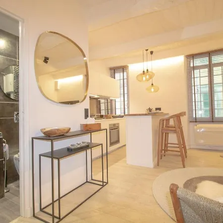 Luxueux Appartement, Centre Historique 50m Du Port Et De La De La Ponche