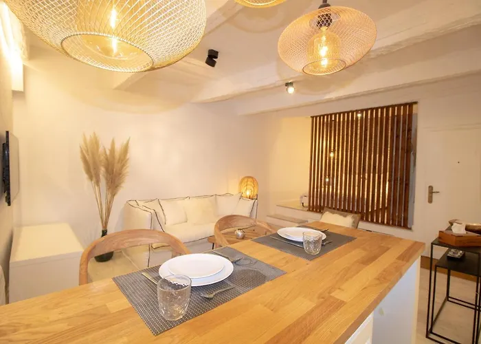 Luxueux Appartement, Centre Historique 50m Du Port Et De La De La Ponche Apartamento *